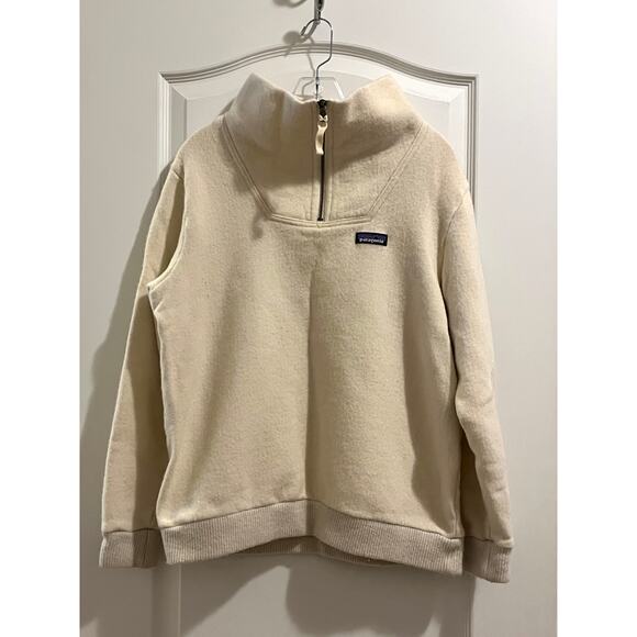 Patagonia Woolie Fleece in Oyster White - Picture 4 of 11